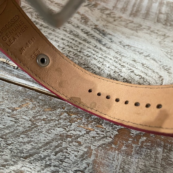 Fossil Interchangeable Leather Watch Band in Pink - Picture 4 of 4